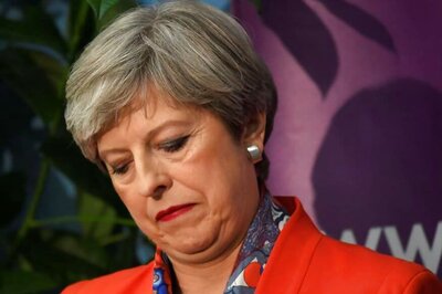 'She's Staying, For Now': UK's Theresa May Isolated Ahead of Brexit Talks