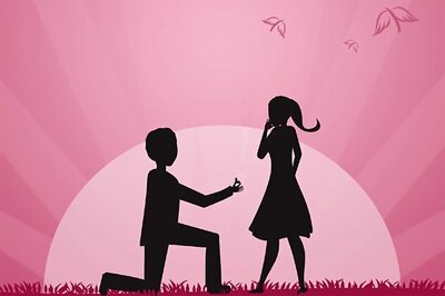 Protests mark Valentine's Day in Andhra Pradesh