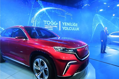 Turkish President Unveils 1st Domestically Produced $3.7 Billion Electric Car