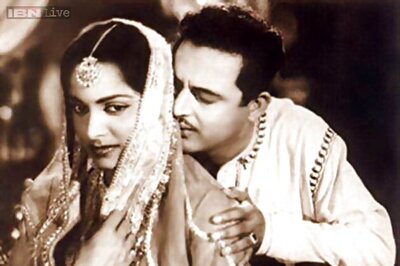 Waheeda Rehman releases her biography, refuses to comment on her relationship with Guru Dutt