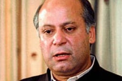 Sharif hints at tough deal for Mush if he wins polls