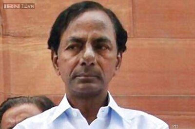 Andhra Pradesh ministers slam Telangana CM over Reorganisation Act