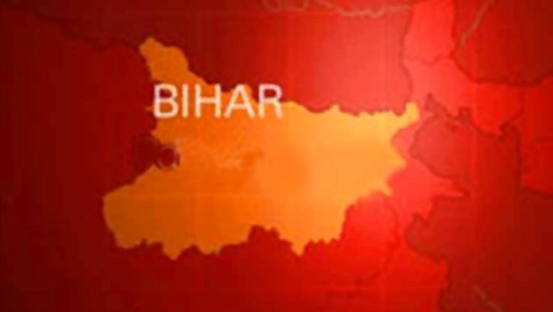 Police hunt doctors who abandoned victims during Bihar floods