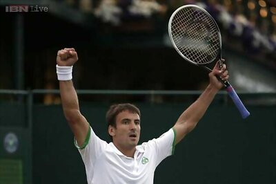 Renzo Olivo stuns Tommy Robredo to reach Bastad quarters