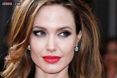 Angelina Jolie set for over 30 mn pounds autobiography deal