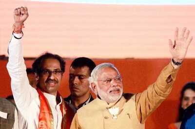 Uddhav Thackeray Lauds PM Modi Over Surgical Strikes, But Dares BJP to Snap Alliance