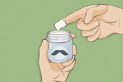 How to Use Pomade for Your Beard