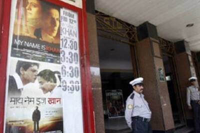 Chavan to watch SRK's film but it's no show yet