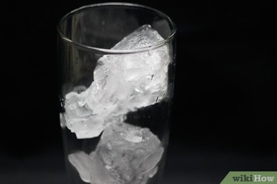 How to Make a Blue Lagoon Cocktail