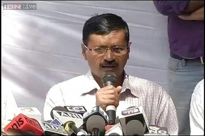 Kejriwal to ask Varanasi residents whether he should fight Modi