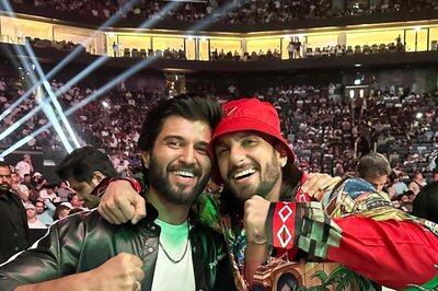 Vijay Deverakonda Finds 'Good Company' in Ranveer Singh At UFC 280, Shares Epic Pic