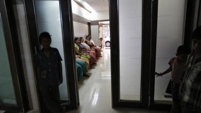 India reviews state hospitals to end widespread corruption