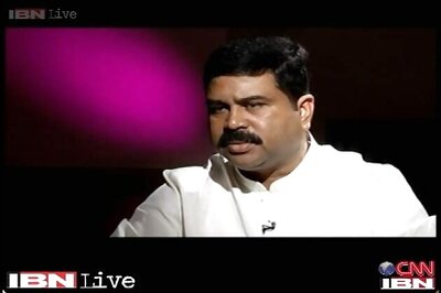 Centre launches sale of subsidised 5-kg LPG cylinders for BPL