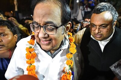 'Happy to Breathe Air of Freedom': P Chidambaram Meets Sonia Gandhi after Leaving Tihar Jail