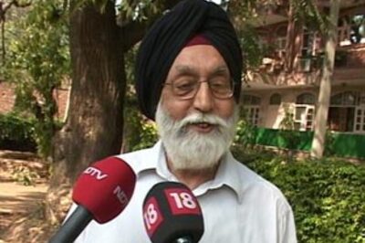 Gill slams Dhoni, Bhajji; says no proxy at awards