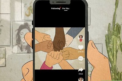 What is the 7 Friends Theory on TikTok?