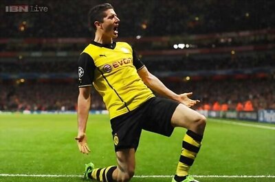 Bayern Munich sign Robert Lewandowski from Borussia Dortmund
