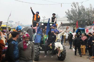 Farmers Mass in Delhi Ahead of Republic Day Protests