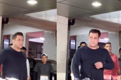 WATCH: Salman Khan's Printed Pants Steal Spotlight At Sohail Khan's Eid Party