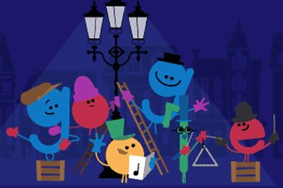 Google Doodle Welcomes Holiday Season With Carol 'Tis the Season