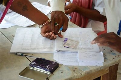 Bihar Assembly polls: 57.59% voter turnout recorded in fourth phase, women voters outnumber men