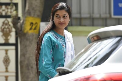 Slap, Spat, Rebellion: Why Alka Lamba Drew Daggers Against AAP, Went Back to Congress
