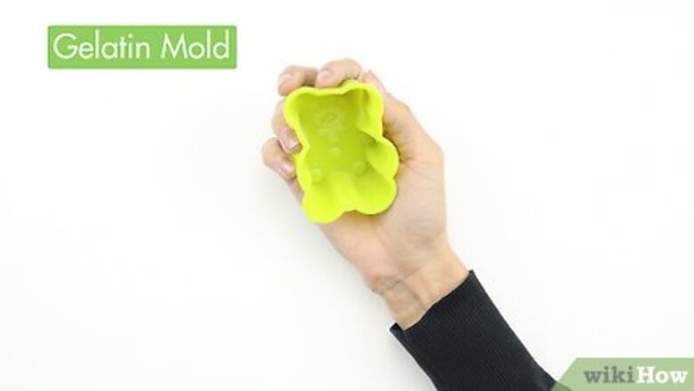 How to Make Gelatin Molds with Decorations Inside