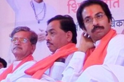 BJP-Shiv Sena leaders mend fences over lunch