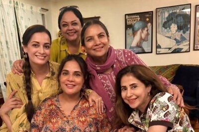 New Mom Richa Chadha And Her Baby Girl Pose With Shabana Azmi, Dia Mirza And Others, Photo Goes Viral