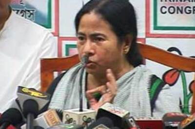 Mamata wants Singur land for Railways mega-project