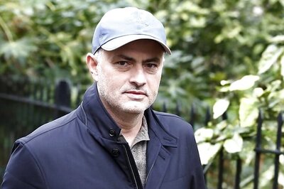 Jose Mourinho has no formal offer from Manchester United, says agent Mendes