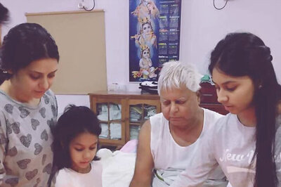 Lalu Prasad Turns 70; Nitish Joins Birthday Celebrations