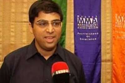 Anand remains best, opens gap further