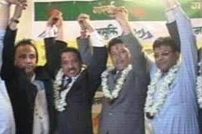 GJM delegation leaves for talks in Delhi