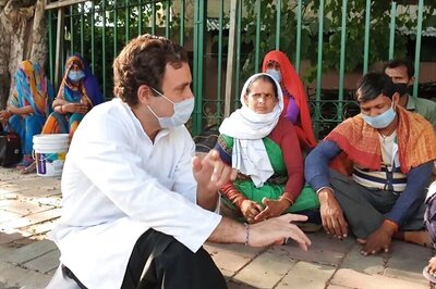 'Bhaiya Bataiye...': Why Rahul Gandhi's Question on Covid-19 Vaccine May Have a Link to Migrants