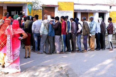 Assembly Polls: EC Further Eases Covid Curbs, Allows Road Shows, 50% Cap on Rallies, Meets Relaxed