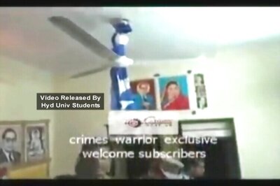 Wasn't stopped from examining Rohith, HCU doctor disputes Smriti's claim