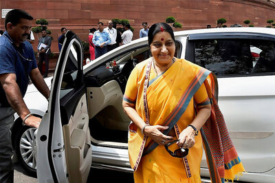 Sushma Swaraj Announces Medical Visa for one-year-old Pakistan Girl