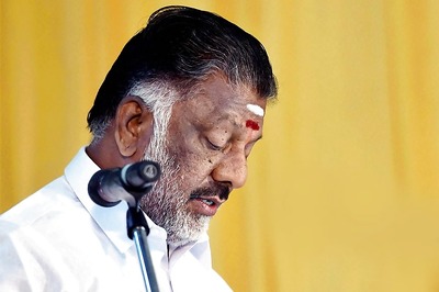 Panneerselvam Meets Governor, Seeks to Withdraw Resignation as Tamil Nadu CM