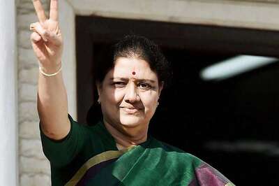 Jayalalithaa's Aide Sasikala Gets Relief After SC Quashes FIR Against Her​