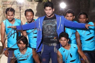 Ex contestant Siddharth Shukla gets nostalgic on 'Jhalak...' set while promoting his debut film