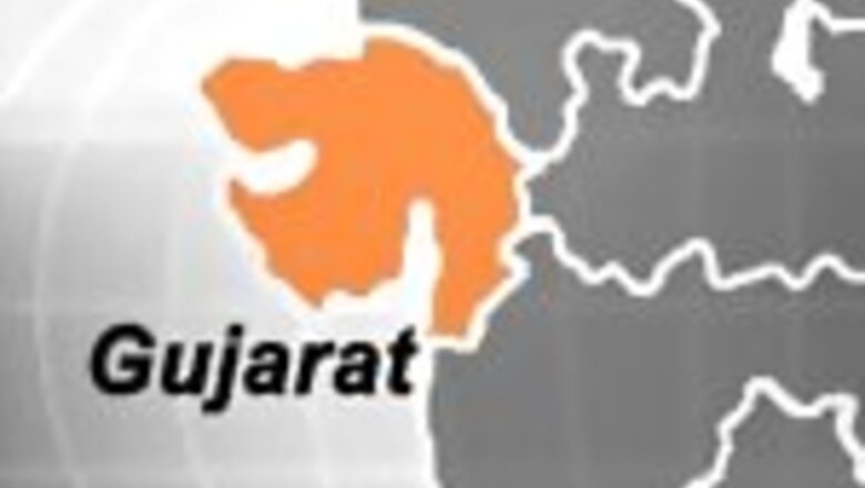 Surat: Police allegedly beat up women during demolition drive