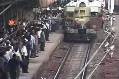 Wildcat stir by Mumbai motormen paralyses Central Railway