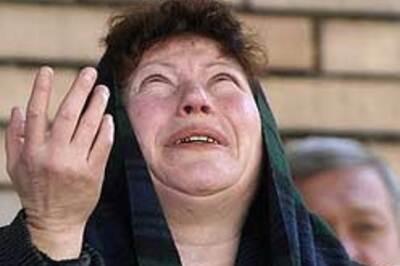 Ukraine mine blast kills 80, 20 still missing