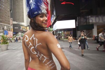 Go Topless Day: Women, Men in US Bare All for Gender Equality