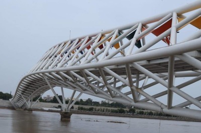 PM Modi to Inaugurate Sabarmati Riverfront FOB on Sunday. Take a Look at the Bridge to Beauty, Tourists