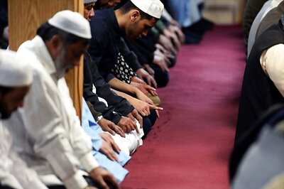 Islam Will be World's Largest Religion by 2075, Says Pew Research
