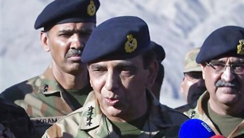 Pakistan's army chief makes Afghan peace top priority