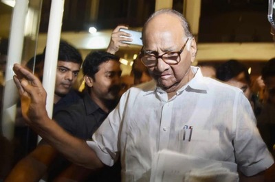 Fatherly Advice, Says NCP over Chief Sharad Pawar's 'Lack of Consistency' Remark on Rahul Gandhi
