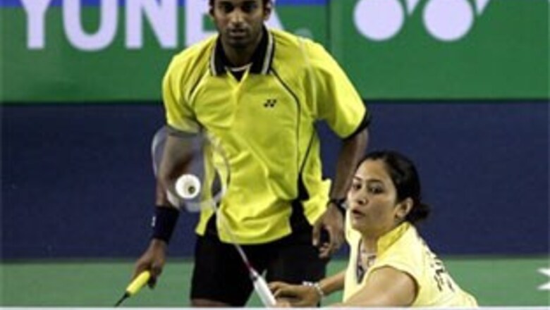 Super Series Masters: Jwala-Diju in final, Saina loses S/F